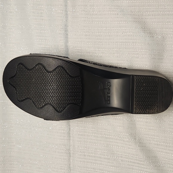 DANSKO SIZE 8 Stylish Black Women's Sandals - Picture 4 of 8